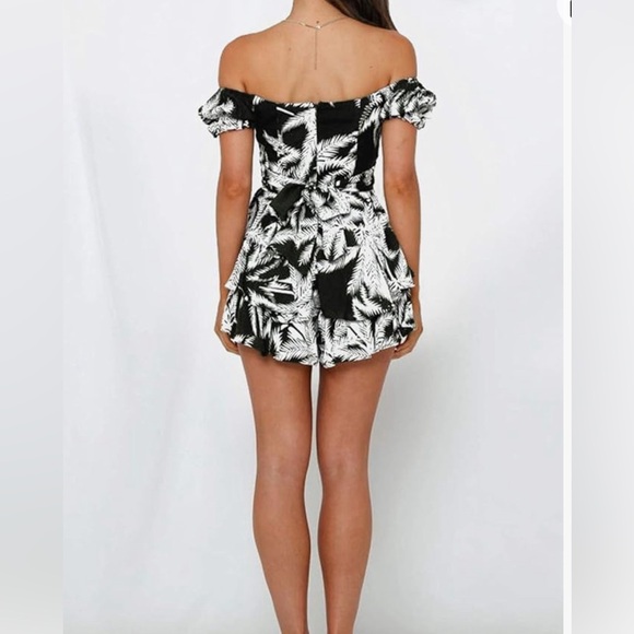 Women’s Romper Off Shoulder Chiffon Jumpsuit Short Cute Playsuit Black and White - Picture 2 of 4